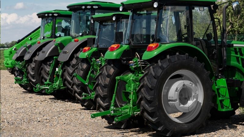 australia-tractors-market