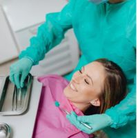 dental clinic van nuys