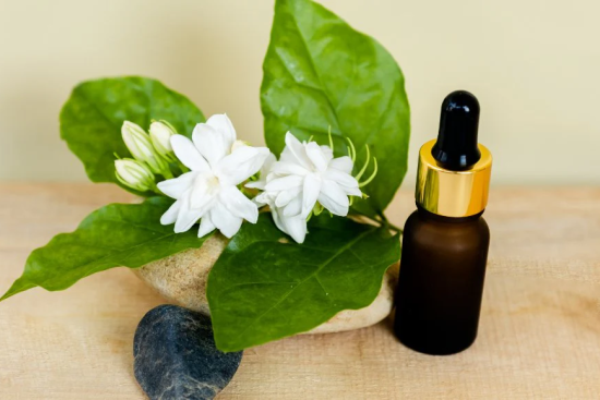 origin-types-of-jasmine-attar-jasmine-essential-oil-810617