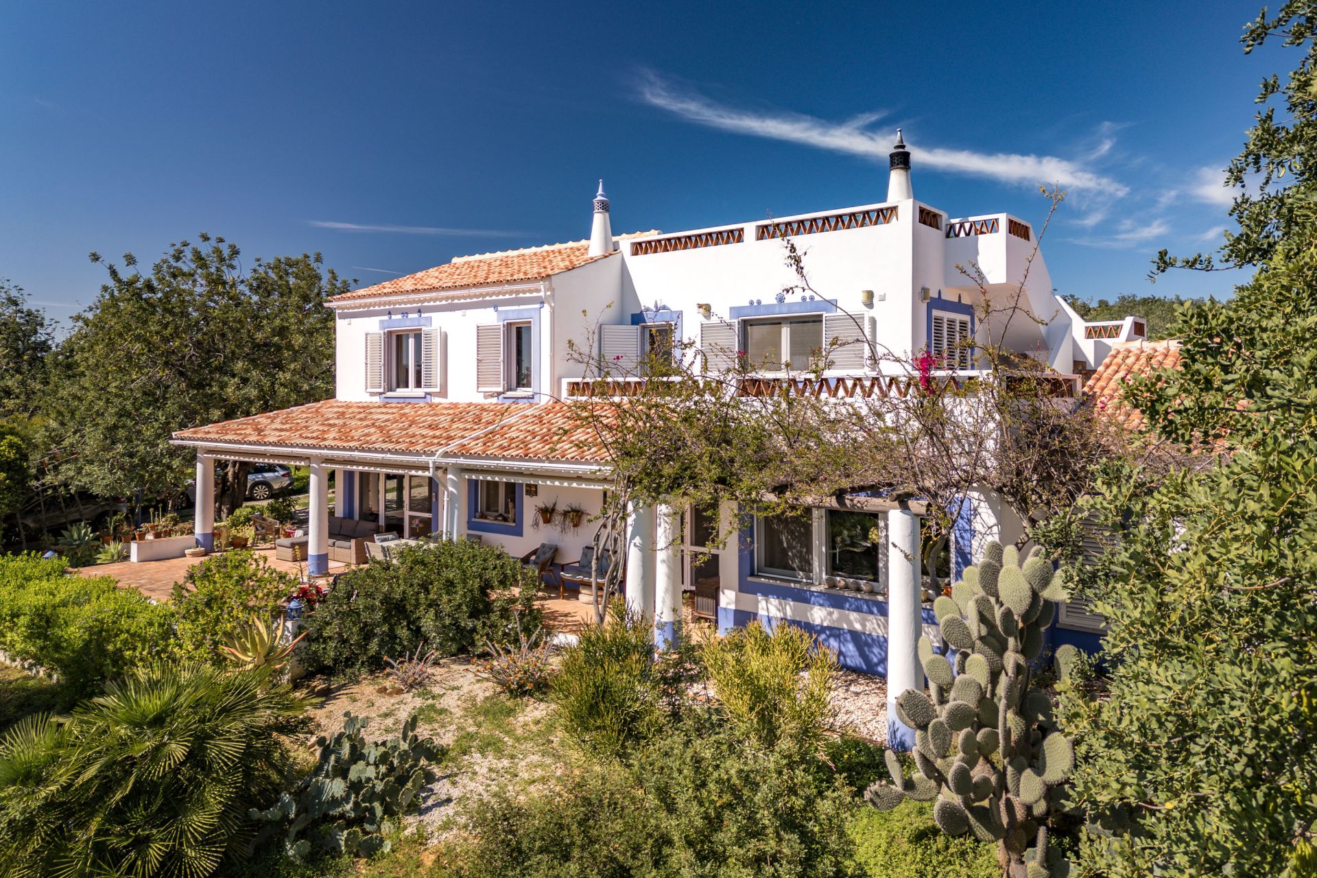 villas to buy in Portugal