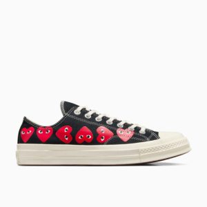 CONERSE-MULTI-HEARTS-LOW-TOP-BLACK-600x559-1-300x300